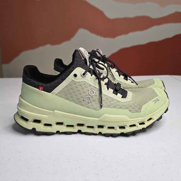 On Rnning On Cloud Cloudultra Women's Trail Running Shoes 8.5 Vine Meadow - Picture 2 of 11